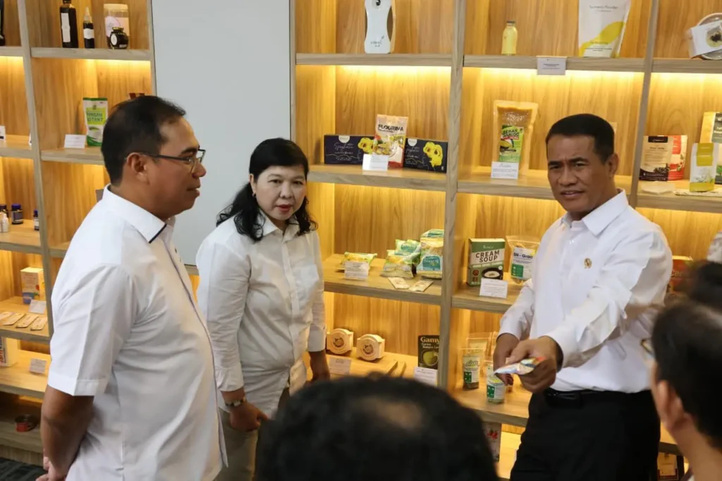 13 Tahun Teliti Racun Tikus hingga Jadi Cuan, Mentan Amran: Dikira Pelihara Tuyul